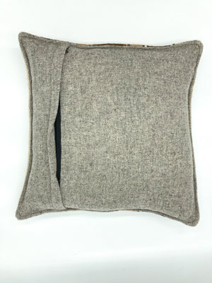 Pillow 18" x 18" - P18021