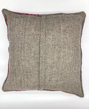 Pillow 23" x 23" - P23011B